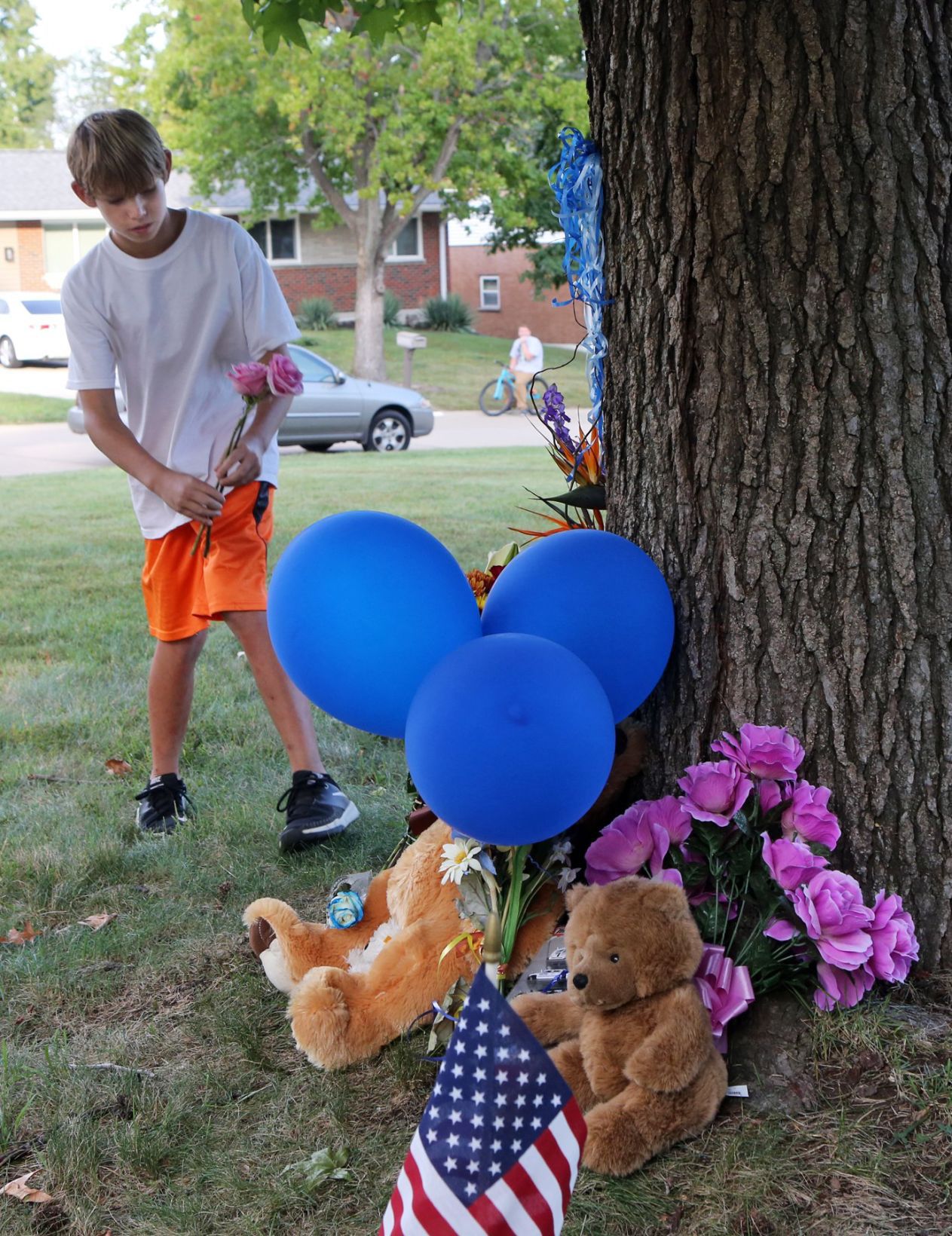 Memorial set up for slain county officer